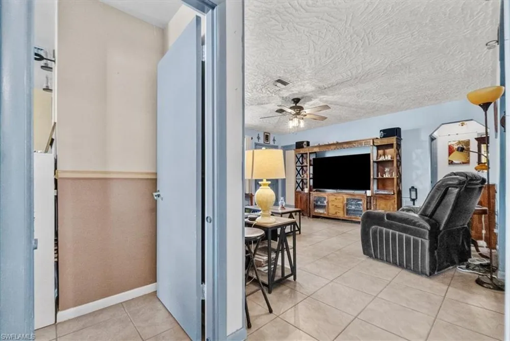 722 E Concordia Avenue Clewiston, FL 33440