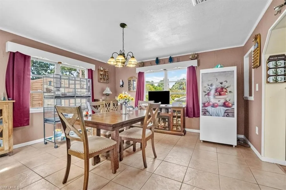 722 E Concordia Avenue Clewiston, FL 33440