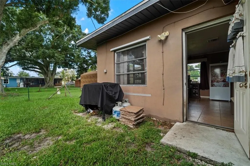 722 E Concordia Avenue Clewiston, FL 33440