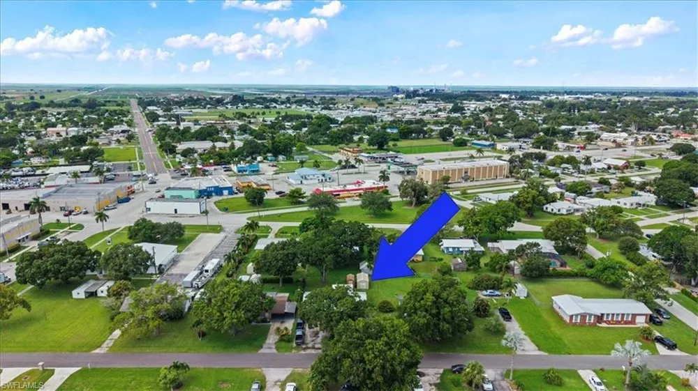 722 E Concordia Avenue Clewiston, FL 33440