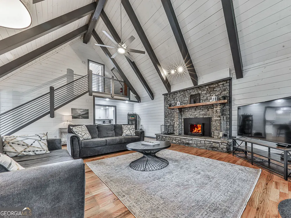 121 Cider House LN Blue Ridge, GA 30513