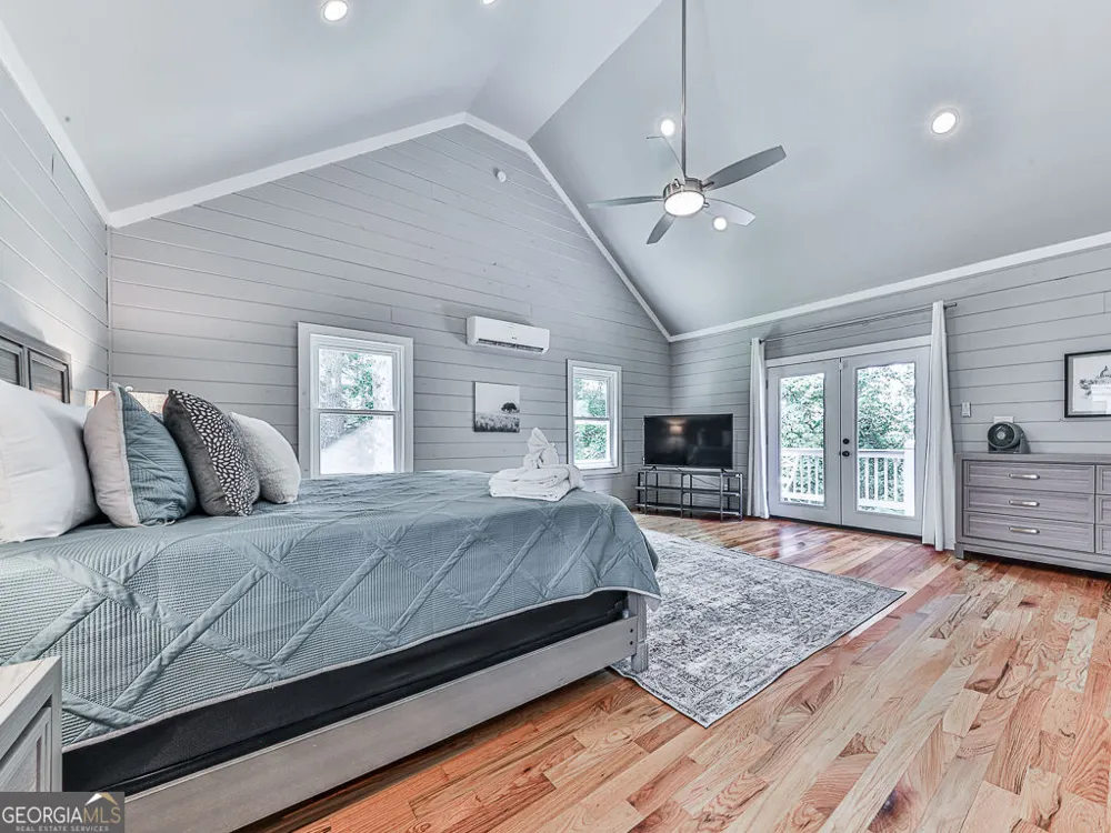 121 Cider House LN Blue Ridge, GA 30513
