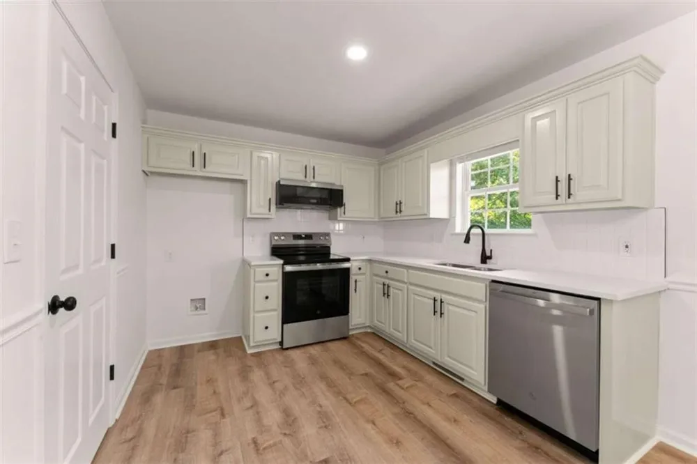 683 Ash Wood Lane Cleveland, GA 30528
