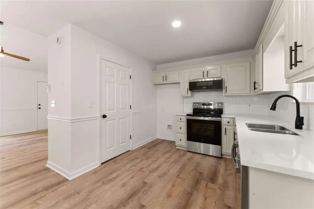 683 Ash Wood Lane Cleveland, GA 30528
