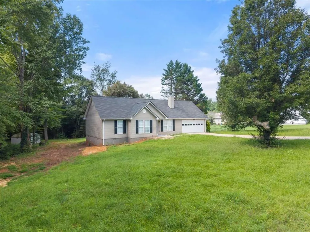 683 Ash Wood Lane Cleveland, GA 30528