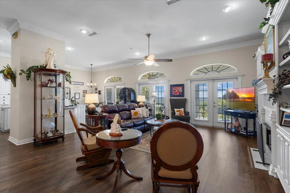 2096 County Road 3432 Bullard, TX 75757