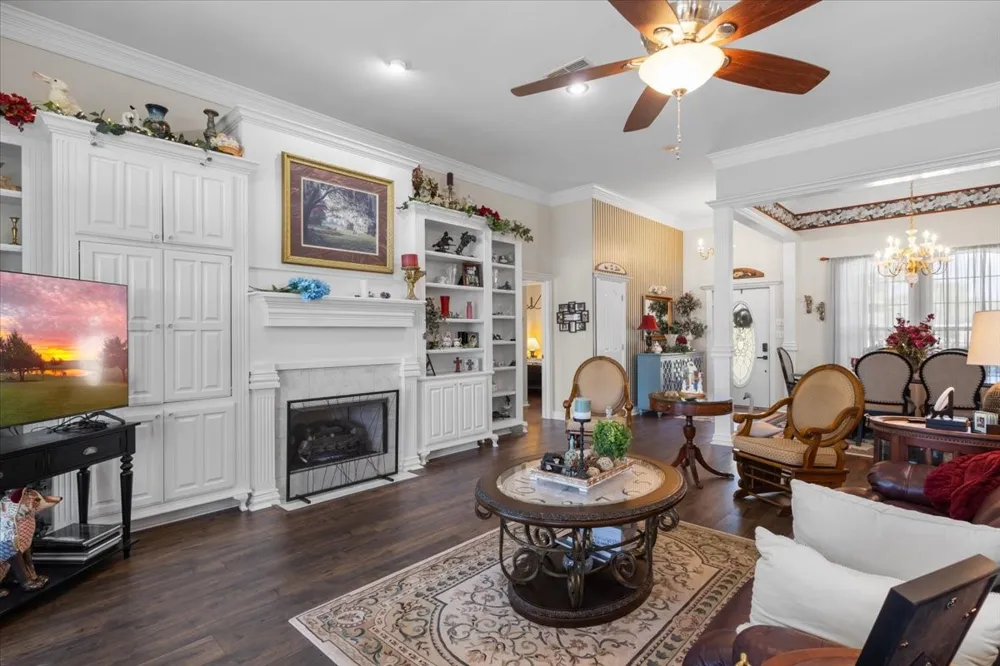 2096 County Road 3432 Bullard, TX 75757