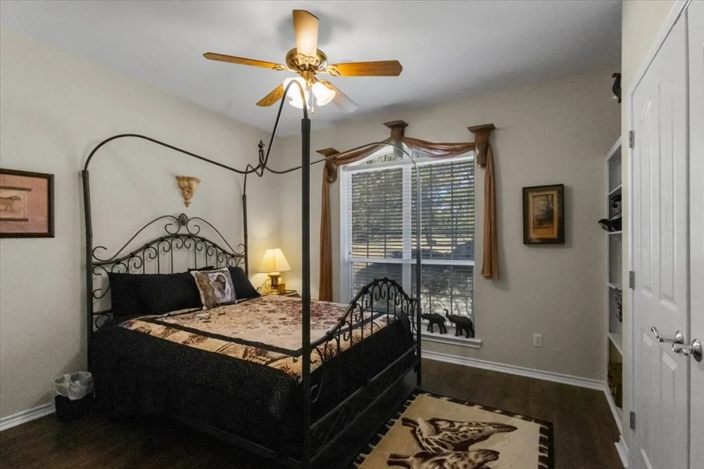 2096 County Road 3432 Bullard, TX 75757