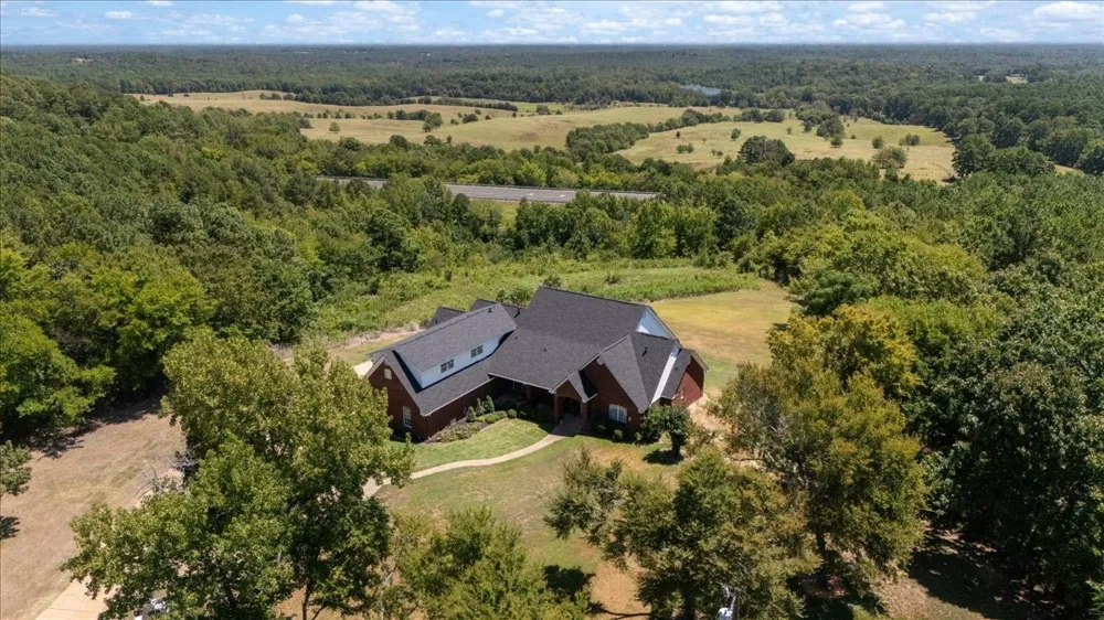 2096 County Road 3432 Bullard, TX 75757