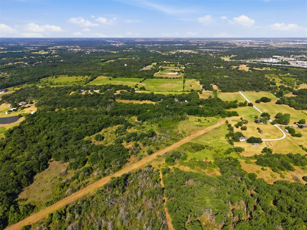 1141 County Road 426 Cleburne, TX 76031