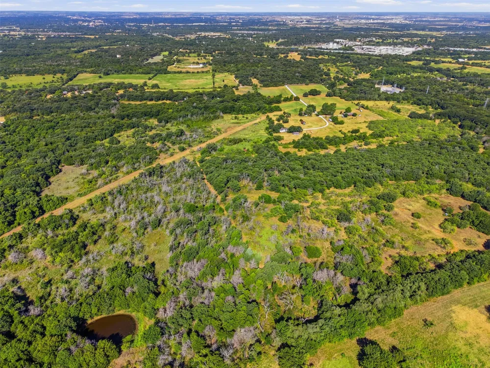 1141 County Road 426 Cleburne, TX 76031