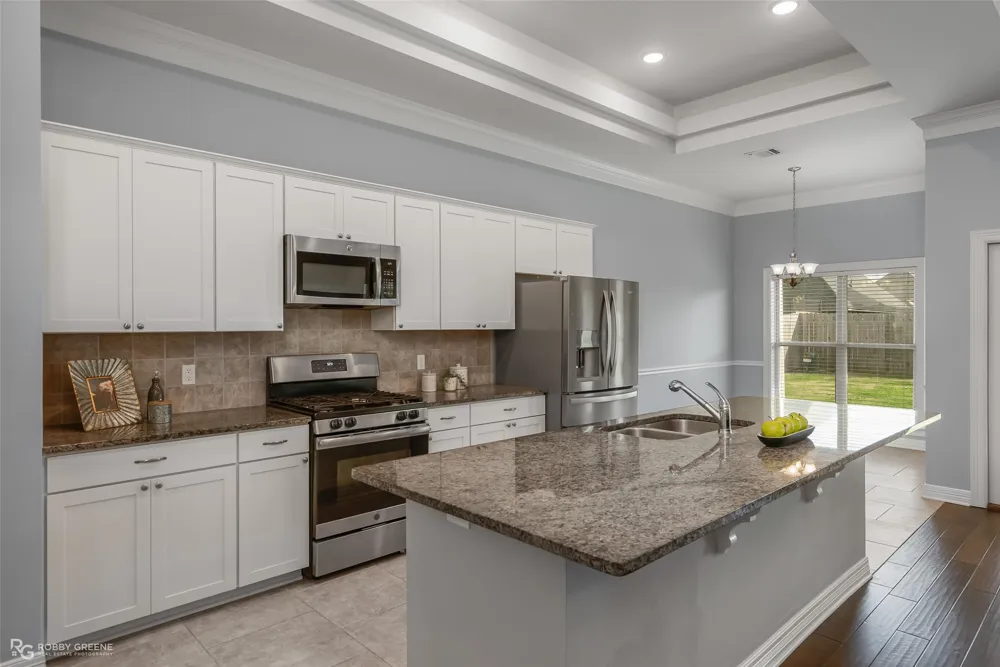 617 Labarre Lane Bossier City, LA 71111