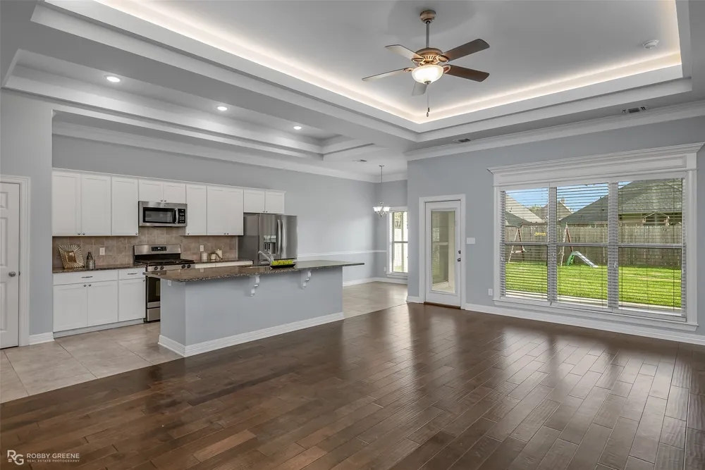 617 Labarre Lane Bossier City, LA 71111