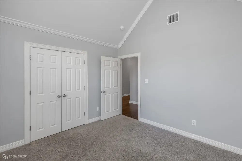 617 Labarre Lane Bossier City, LA 71111