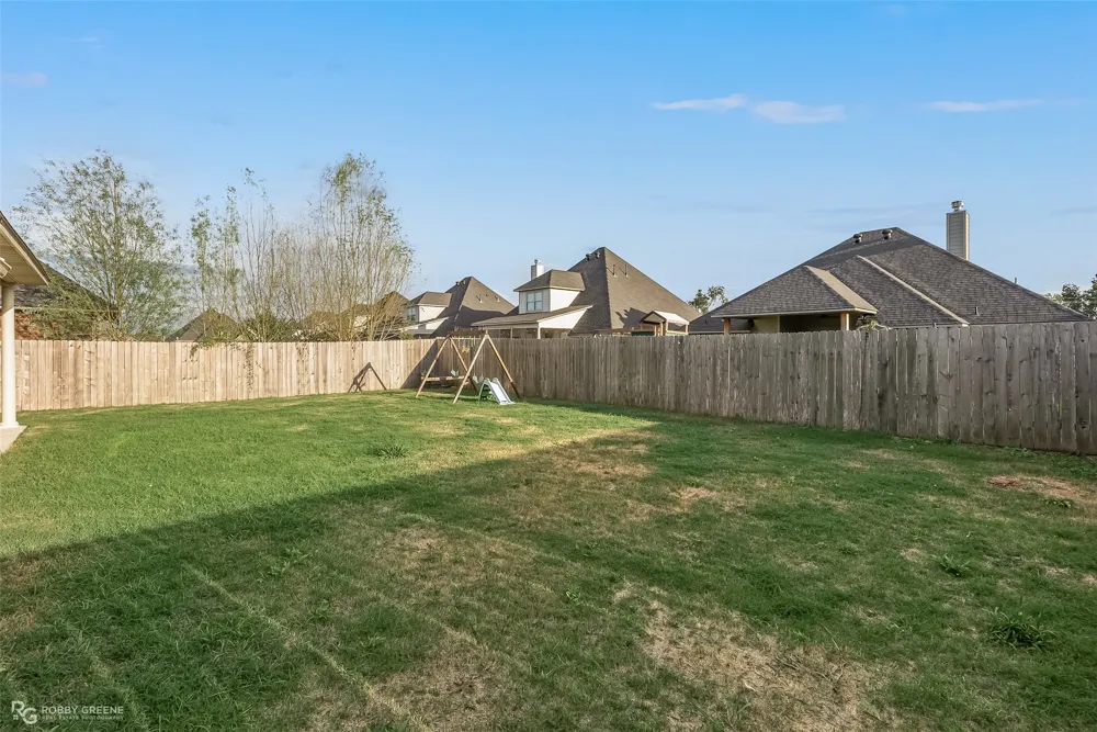 617 Labarre Lane Bossier City, LA 71111