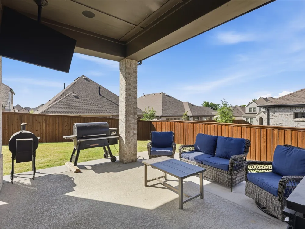 603 Crystal View Drive Mansfield, TX 76063