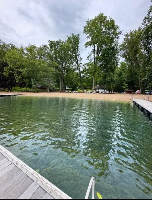 330 Charlestown Colony #17 Buchanan, MI 49107
