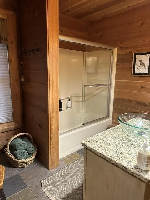 330 Charlestown Colony #17 Buchanan, MI 49107