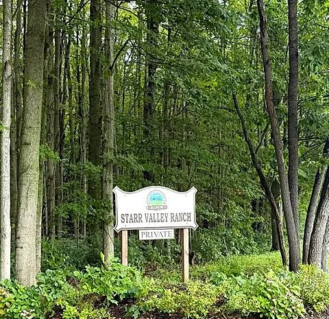 330 Charlestown Colony #17 Buchanan, MI 49107