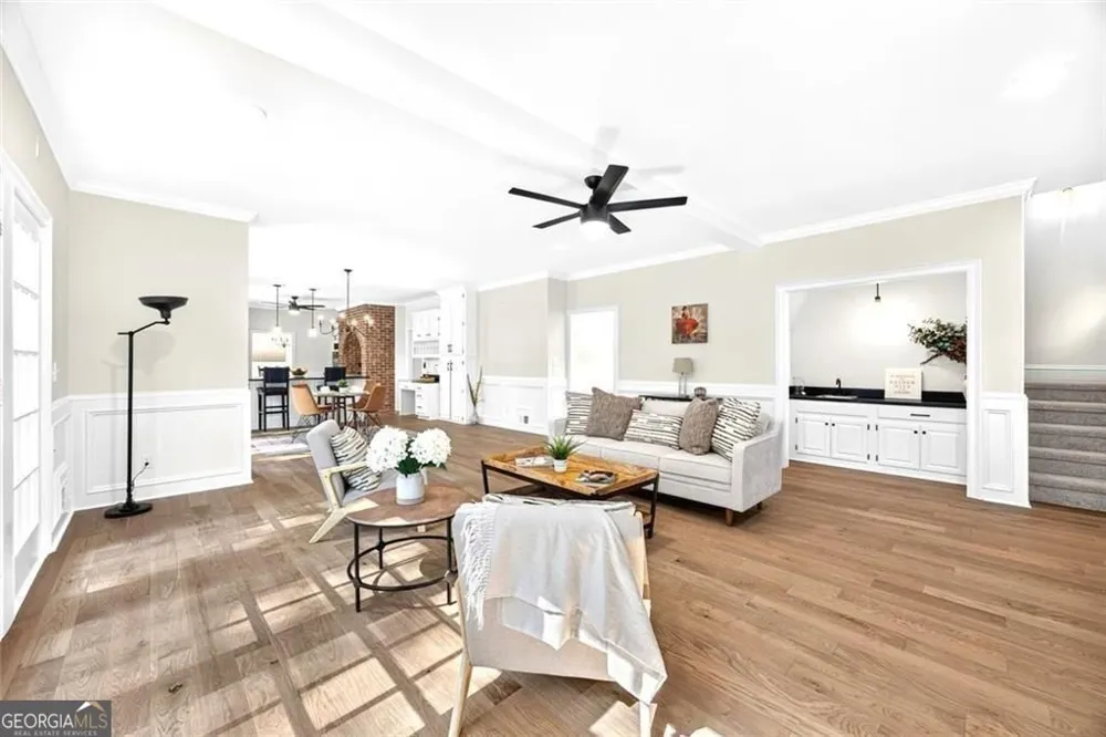 1211 Bridgewater WALK Snellville, GA 30078