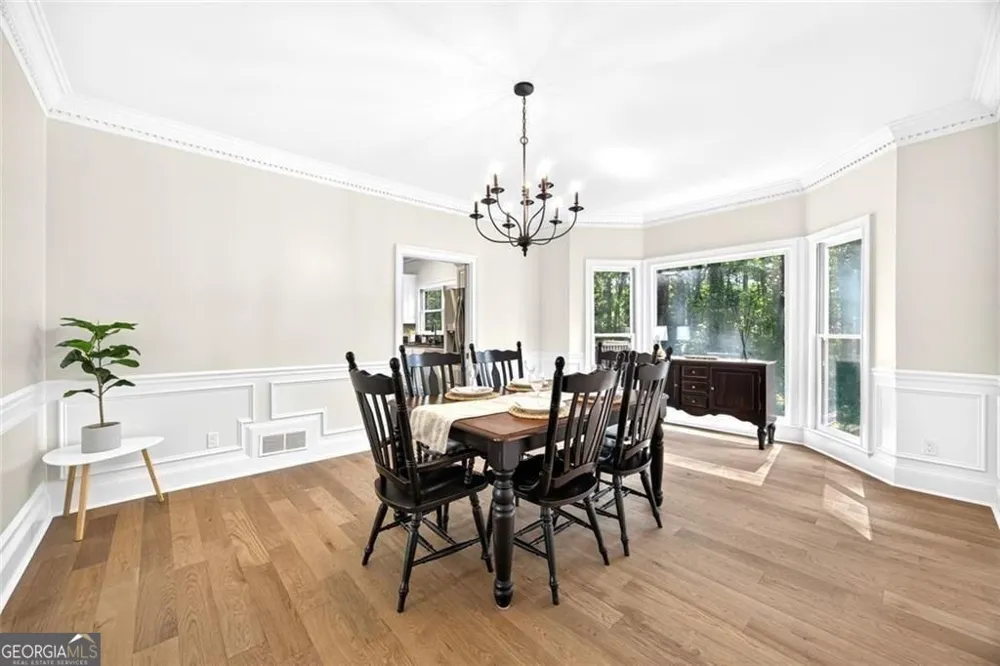 1211 Bridgewater WALK Snellville, GA 30078