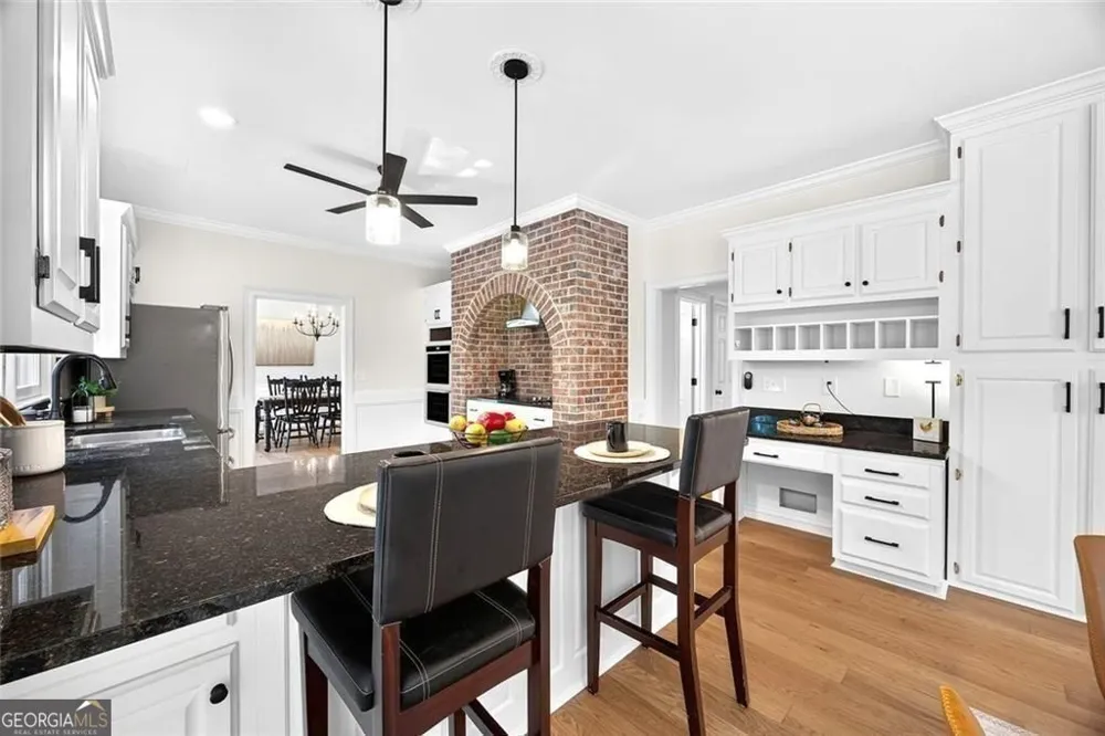 1211 Bridgewater WALK Snellville, GA 30078