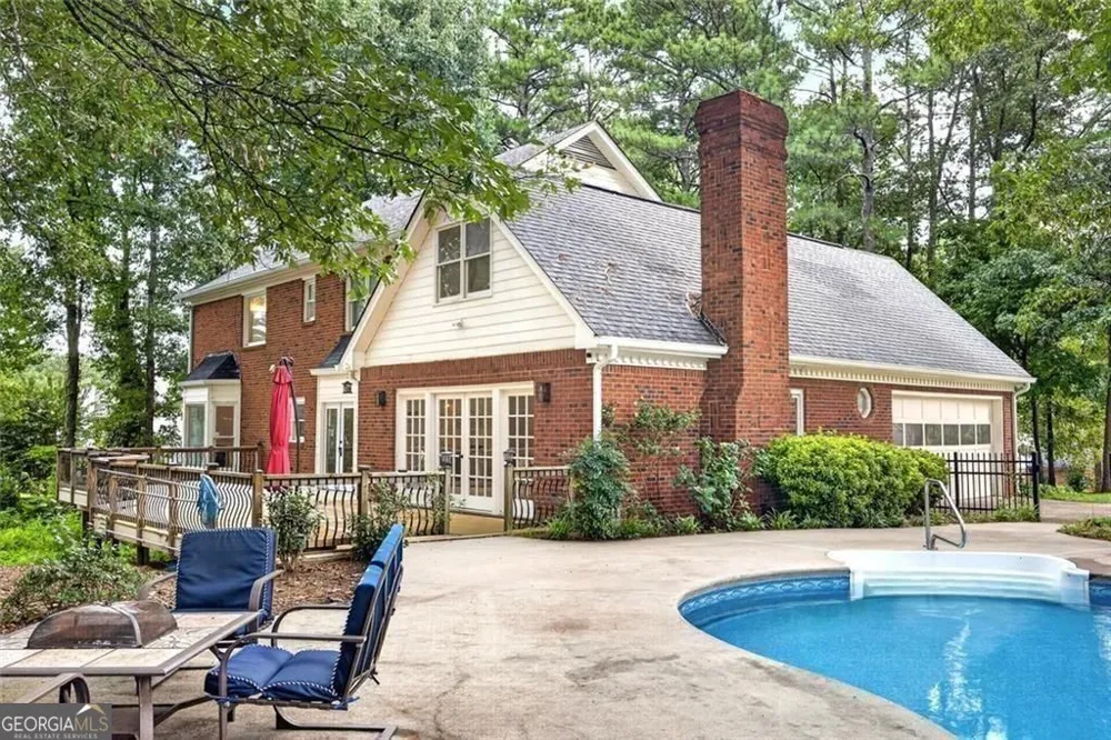 1211 Bridgewater WALK Snellville, GA 30078