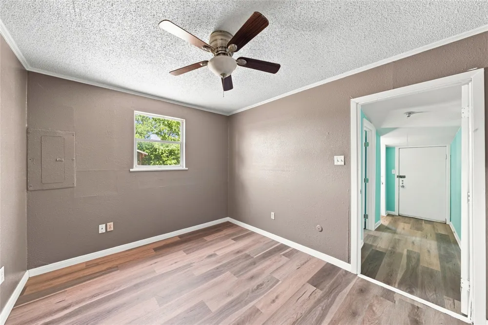 1818 WILLIS LANE Bellmead, TX 76704
