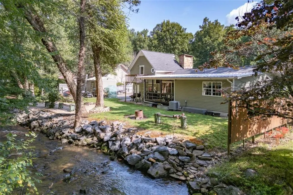 4036 Nowland Road Hiawassee, GA 30546