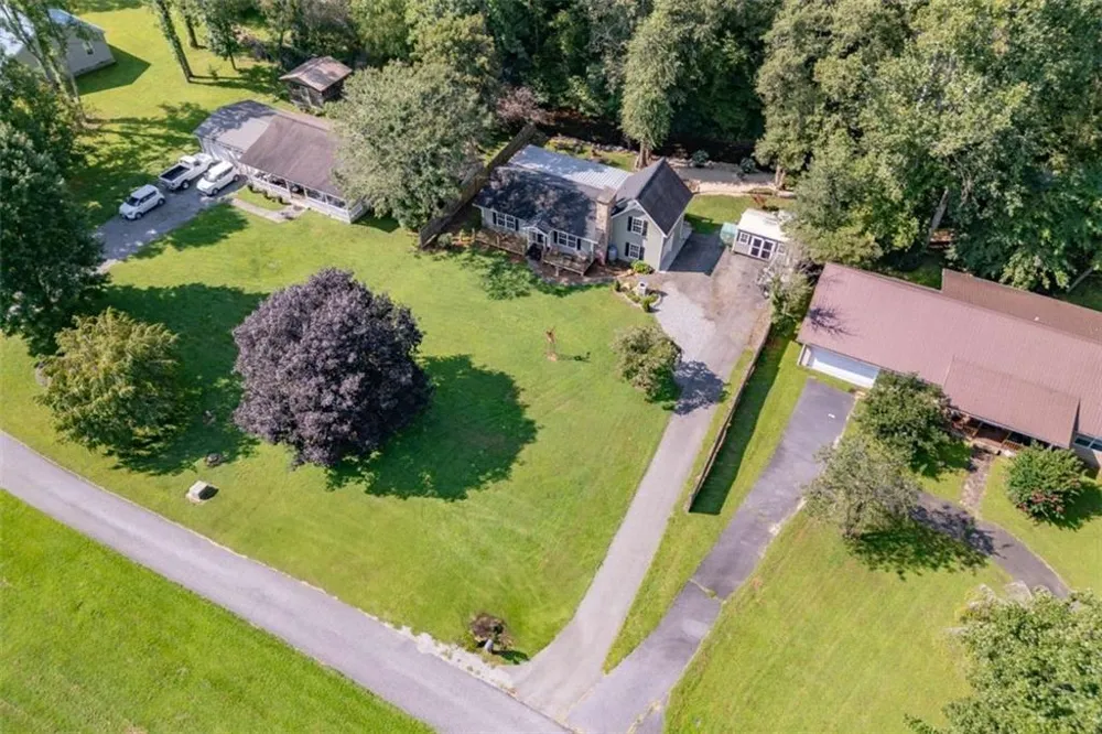 4036 Nowland Road Hiawassee, GA 30546