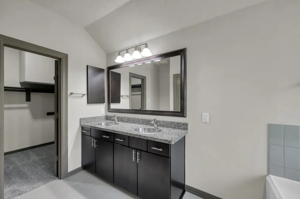 38 Aventura Place Place Spring, TX 77389