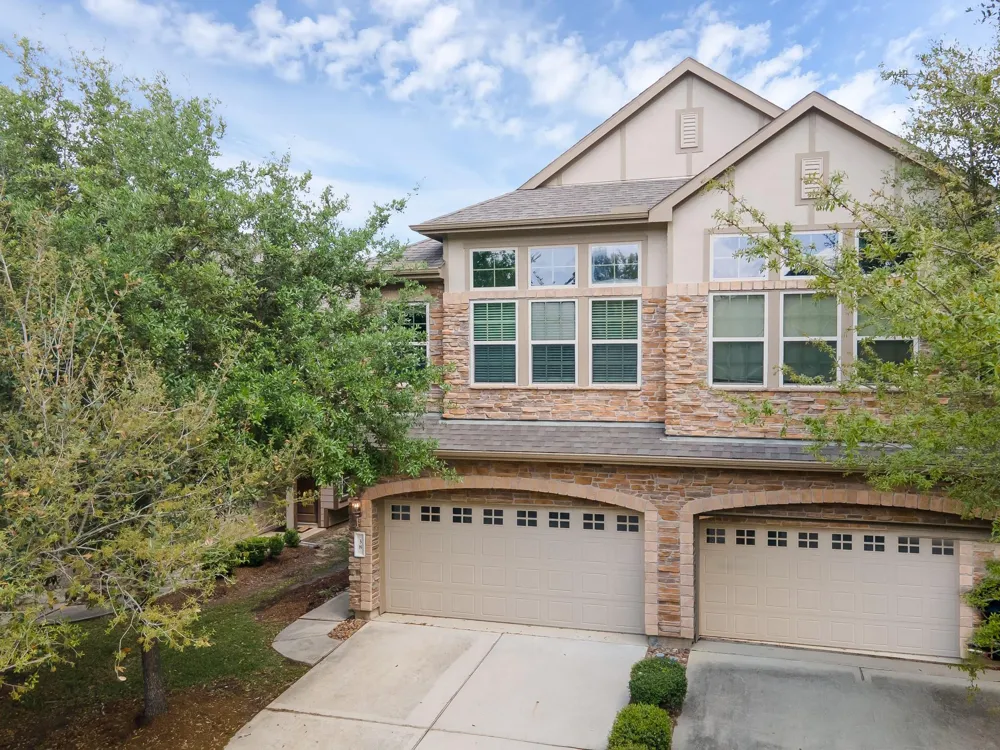 38 Aventura Place Place Spring, TX 77389