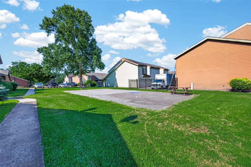 12667 Wellington Park Drive Houston, TX 77072