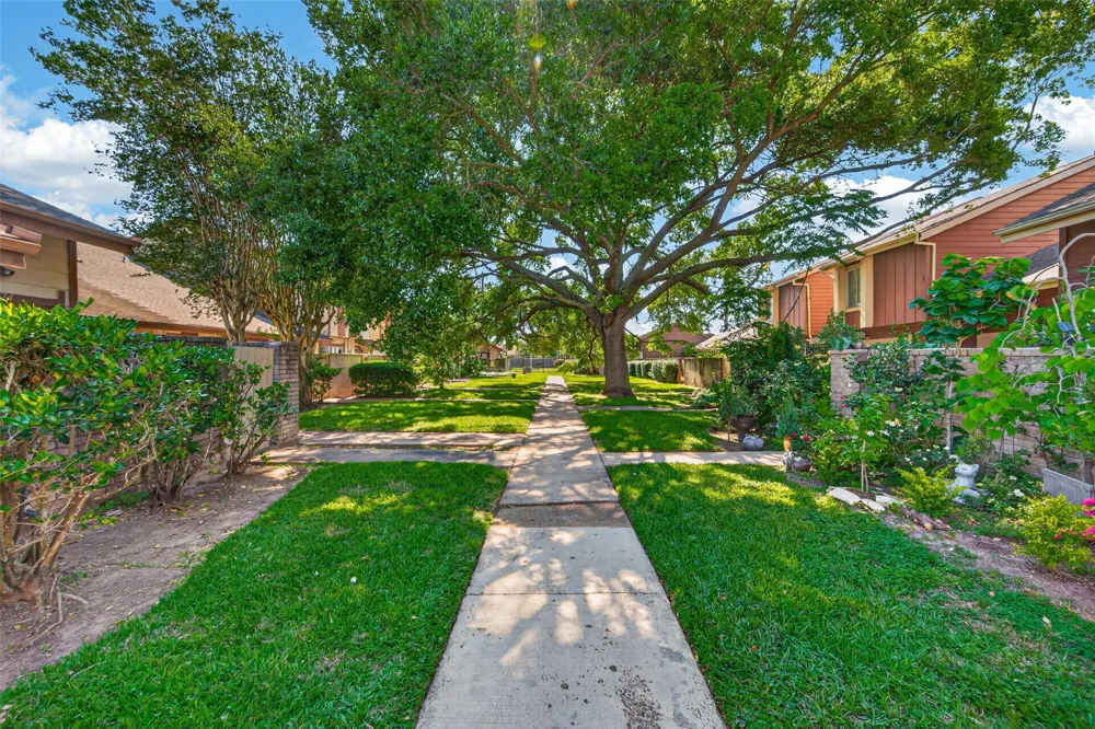 12667 Wellington Park Drive Houston, TX 77072