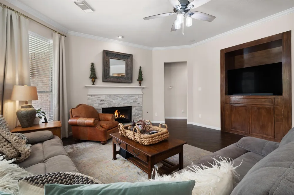 2311 Chasebrook Trail Trail W Kingwood, TX 77345