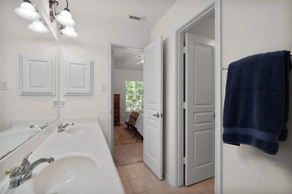 2311 Chasebrook Trail Trail W Kingwood, TX 77345