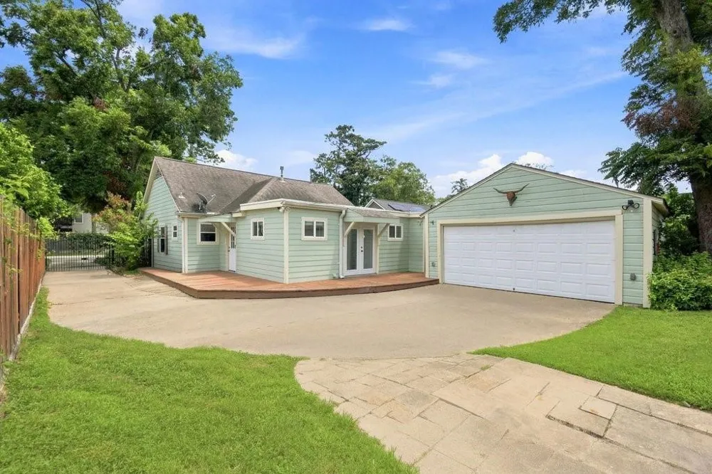 4227 Apollo Street Houston, TX 77018