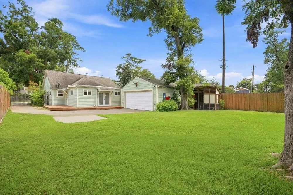 4227 Apollo Street Houston, TX 77018