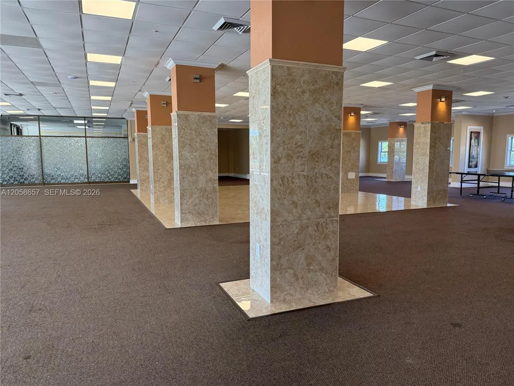 400 Kings Point Dr #311 Sunny Isles Beach, FL 33160
