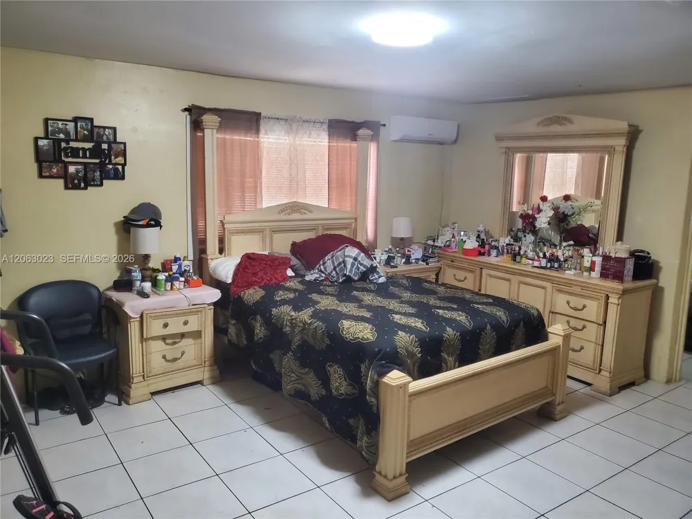 1341 NW 132 ST Miami, FL 33167