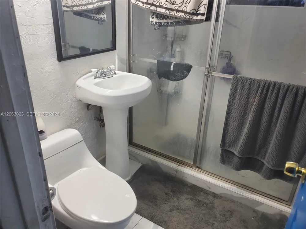 1341 NW 132 ST Miami, FL 33167