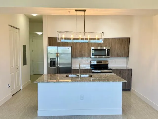 225 S Latitude Circle #Unit 204 Delray Beach, FL 33483