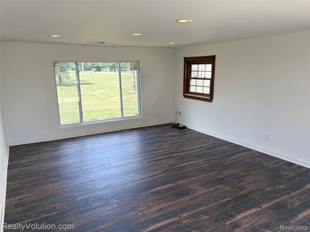 430 Corneil Road Imlay Township, MI 48444