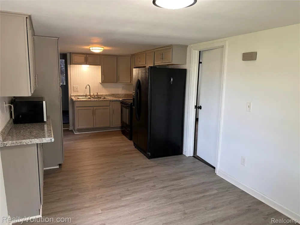 430 Corneil Road Imlay Township, MI 48444