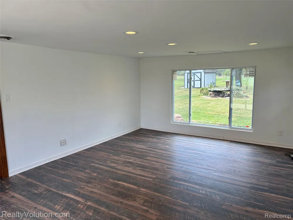 430 Corneil Road Imlay Township, MI 48444