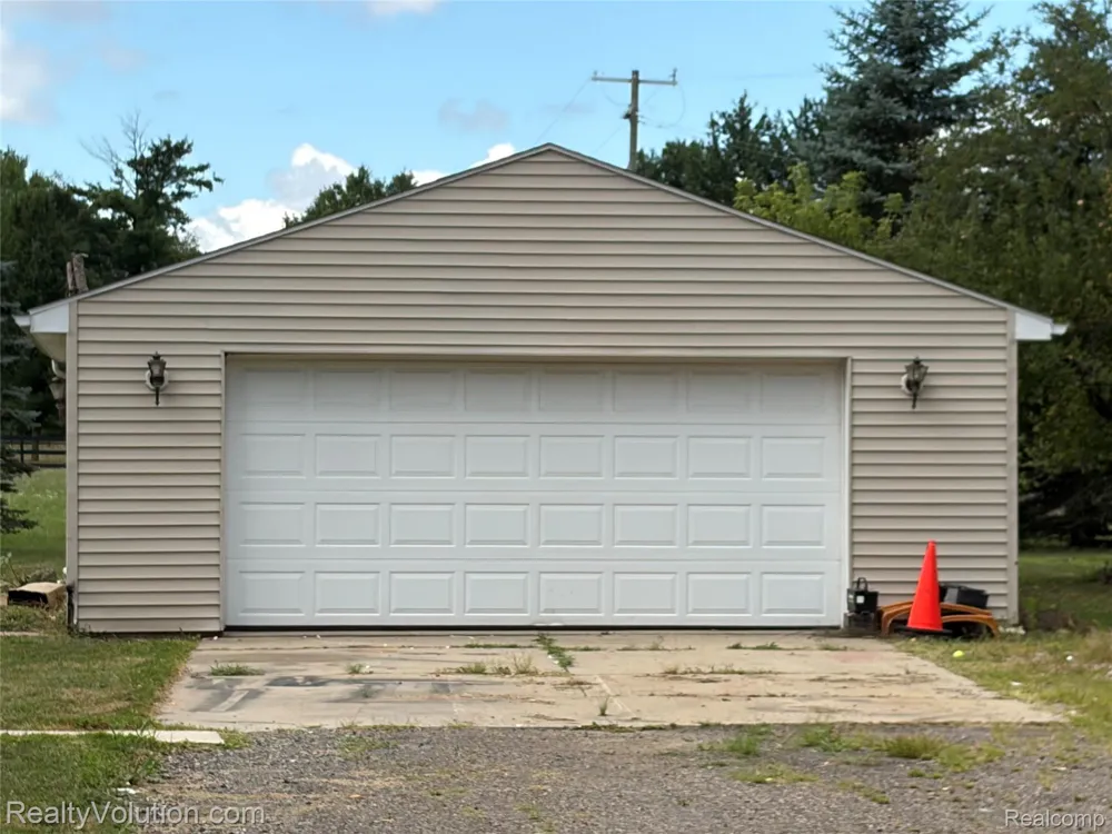 430 Corneil Road Imlay Township, MI 48444