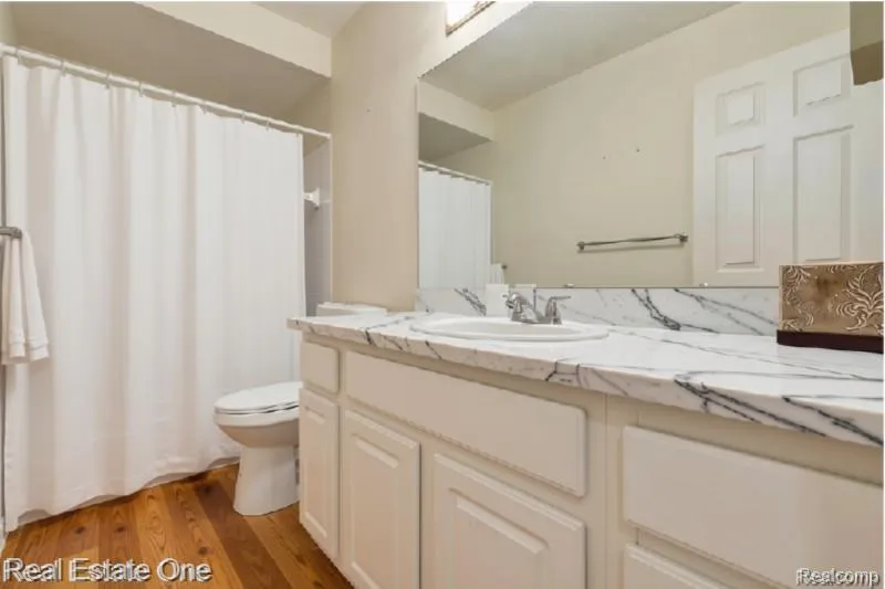 510 Boulder Lake Drive Oxford Charter Township, MI 48371