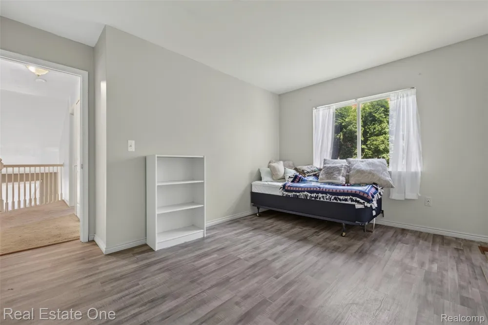 510 Boulder Lake Drive Oxford Charter Township, MI 48371