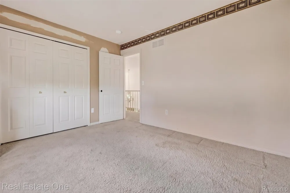 510 Boulder Lake Drive Oxford Charter Township, MI 48371