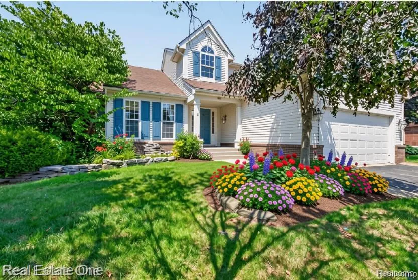510 Boulder Lake Drive Oxford Charter Township, MI 48371